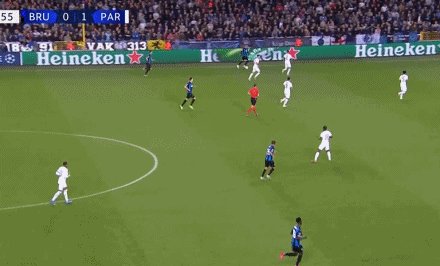 1631738083061028372.gif